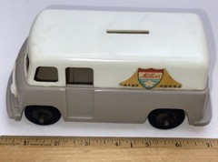 COMO Plastics Promo 1956 Ford/Divco Boyertown MILLER’S Dairy Milk Van 1/25 Grey