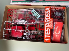 Tamiya Ferrari Testarossa 1/24 Model Kit 24059 Partially Built Engine Complete