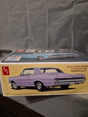 AMT 1965 Pontiac GTO Plastic Car Model Kit 2 In 1 Retro Deluxe 1:25 Scale New