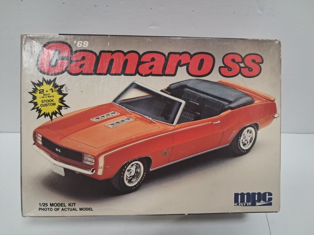 1/25 MPC ERTL 1969 Chevrolet Camaro SS 2 in 1 – Model Kit – #6283 – New – 1988