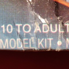Seat Belts 1975 Chevy Corvette Convertible 1:25 Scale Model Car Part MPC