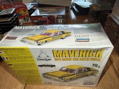 Lindberg Maverick 1964 Dodge 330 Super Stock 1:25 Factory Sealed Model Kit