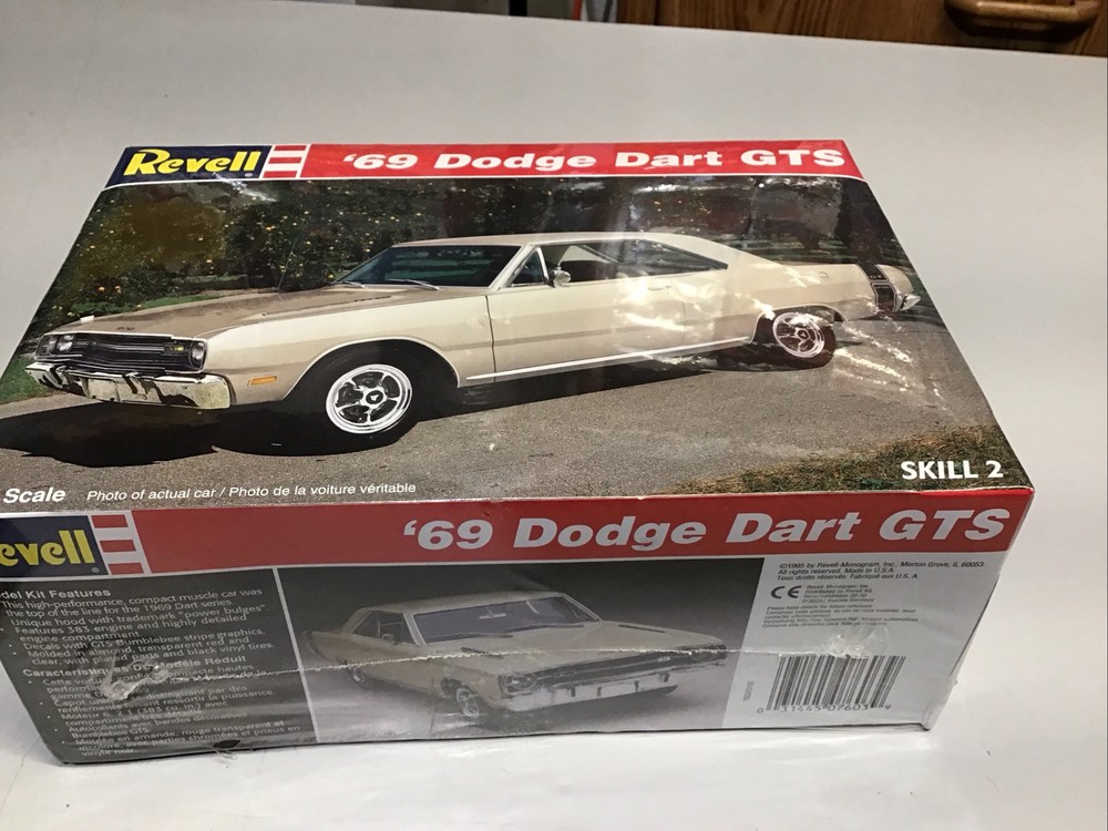 1995 Revell ’69 Dodge Dart GTS 1/25 Scale Plastic Model Kit 7603, Factory Sealed