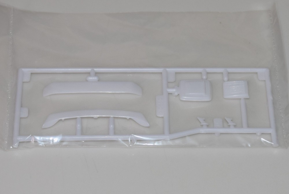 REVELL 1969 FORD BOSS 302 MUSTANG 85-4313 ⭐PARTS⭐ FRONT&REAR SPOILERS+MORE 1:25
