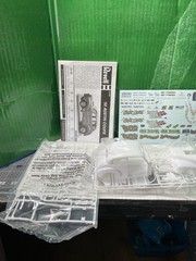 Revell ’50 Austin Gasser Plastic Model Kit 1:25 w/ Decals 85-2090