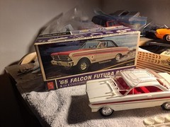 AMT ’65 Ford Falcon Futura Sprint 1:25 Plastic Car Model Kit Painted