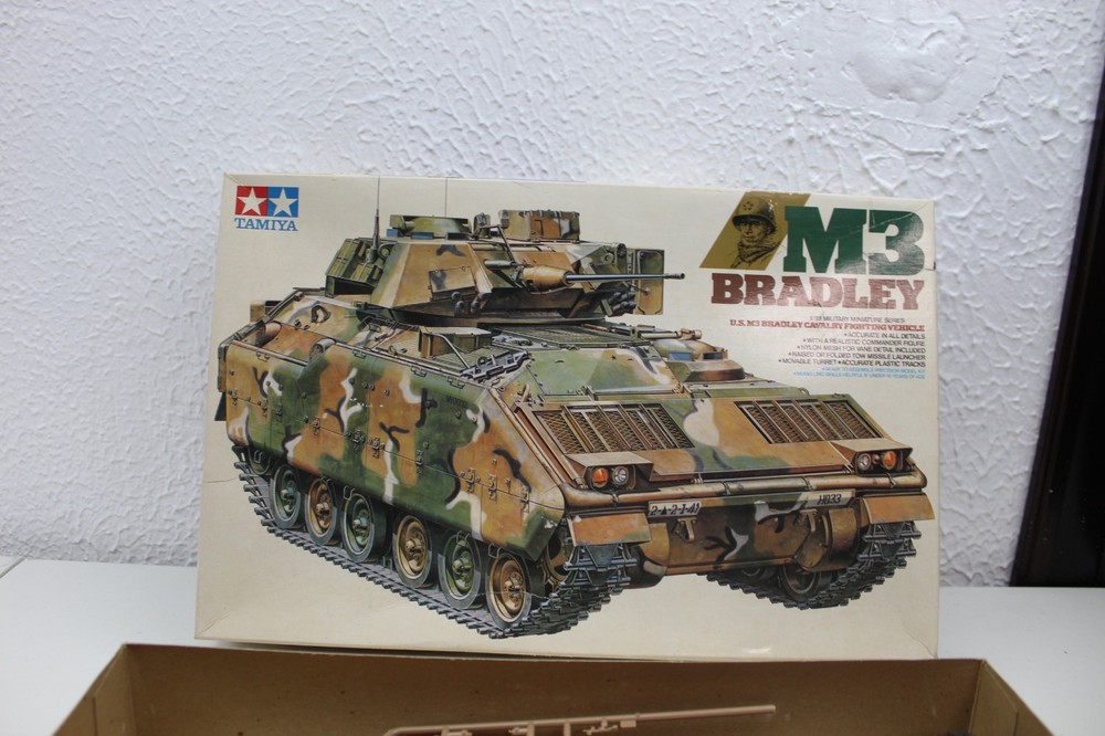 Vintage Tamiya 1/35 M3 Bradley #3631 Model Kit Partially Assembled