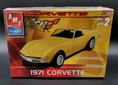 AMT 50th Anniversary 1971 Corvette Convertible Model Kit 1/25 Scale New Sealed