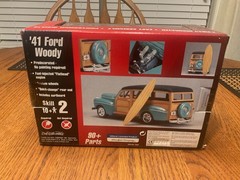AMT Custom Shop ’41 Ford Woody Predecorated 1/25 Scale Model Kit 30248 New
