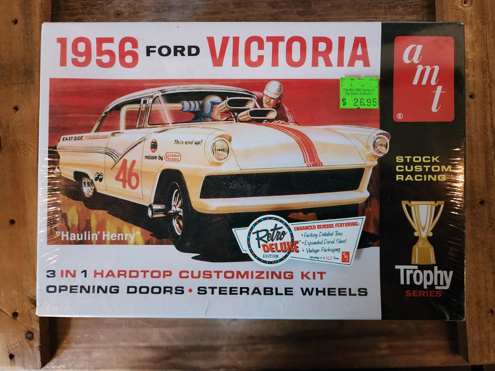 AMT 1956 Ford Victoria Trophy Series 3 in 1 Hardtop Customizing Kit 1/25 SEALED