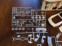 MPC 1975 Chevy Corvette Coupe Unbuilt Model Car Kit # 1-7505