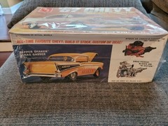Vintage ’70’s era “Pepper Shaker” ’57 Chevy 3 in 1 Model Kit Sealed Inside! 1/25