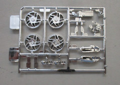 LINDBERG CAMARO Z28 CALIFORNIA HIGHWAY PATROL POLICE CAR 1/20 MODEL KIT 1994