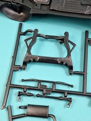 Revell AMT Ertl Monogram MPC 1/25 Model Part Ford Taurus Chassis Floorpan Frame