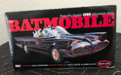POLAR LIGHTS KIT #1966 BATMOBILE BLACK SNAP MODEL KIT #POL824-SEALED 1/25 SCALE