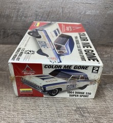 Lindberg Color Me Gone 1964 Dodge 330 Super Sport Kit # 72156-NEW Factory Sealed