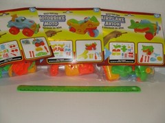 Mortorcycle Model Kit – Build Play Toy 15pc. Easy Assembly For Kids, Arts/Crafts