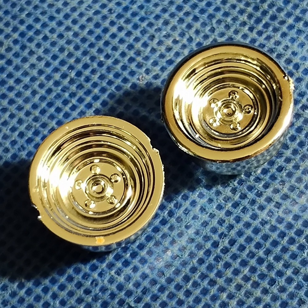 🌟 Deep Dish Rear Wheels 1956 Victoria 1:25 Scale 1000s Model Car Parts 4 Sale