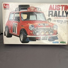 L.S. Models Austin Rally Mini Cooper 1:20 Unassembled Plastic Car Model Kit Red