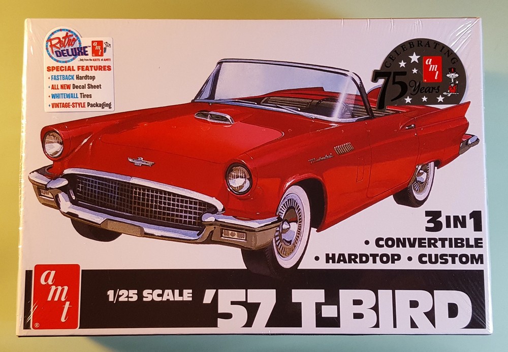 AMT ’57 1957 Ford T-Bird Thunderbird 3-in-1 kit 1/25 NEW SEALED model
