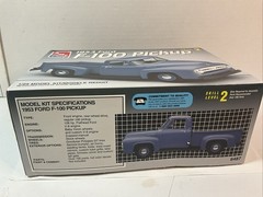 AMT ERTL 1953 Ford F-100 Pickup 1/25 Model Kit #6487 1994 Open Box Unassembled.