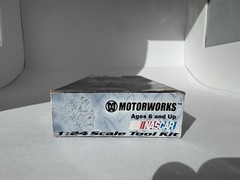 NASCAR Motorworks Tool Kit Item #42301 New 1:24 Scale Collectable