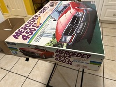 Mercedes Benz 450SL Scale Model