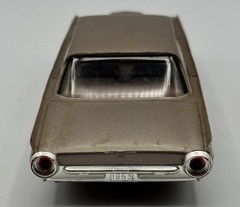AMT 1/25, 1963 Ford T-Bird Thunderbird Dealers Promo Rose Beige,USA
