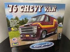 Revell ’76 Chevy Custom Van 1:25 USA Made Factory Sealed Kit! 85-4490