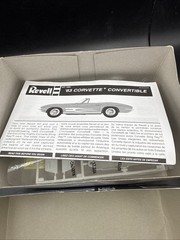 Revell Easy Kit Snap ’63 Corvette Convertible Model Kit 1:25 Sealed