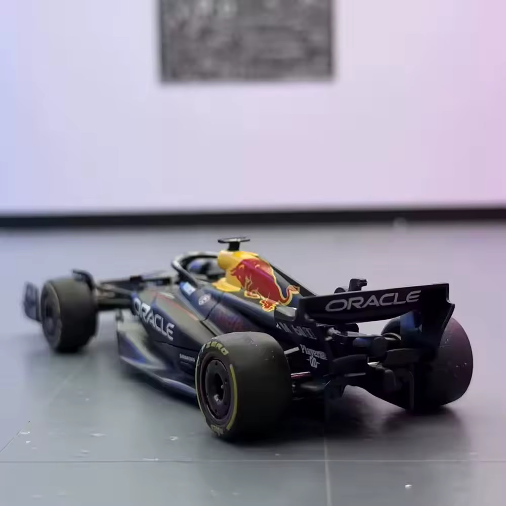 Red Bull RB19 Model Car 1:43 Verstappen F1 Racing Collectible