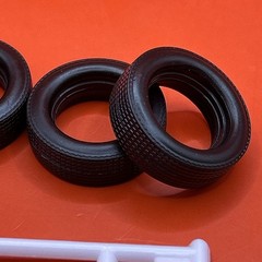 64-1/2 Mustang Convertible Revell Tires Wheel Hubs Set 4 Model Parts 1:24 New 3