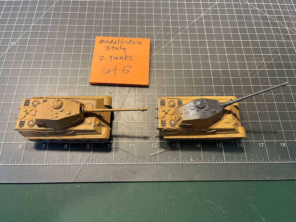 MODELLISTICA Italy Minitanks TWO WWII PAINTED TAN TANKS – Approx 4″ Long LOT G