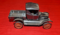 AMT Ford Model T Junkyard Pickup Truck 1/25
