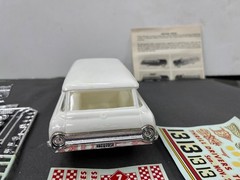 Hubley 163k 1962 Ford Country Sedan Station Wagon Vintage 1/25 McM KIT