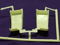 Diamond REO Truck Tractor FRONT FENDERS for 1:25 AMT Model Kit
