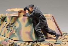 Tamiya 35345 German Panther Ausf.D debut variant Tank Plastic Kit Scale1/35 T48