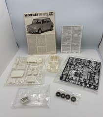 Morris Mini Cooper 1275S Mk.1 1:24 Scale Model Kit Tamiya