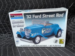 Monogram ‘32 Ford Street Rod Kit # 85-0882 Factory Sealed 1:24 Scale NIB