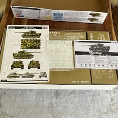 Hobby Boss 82601 1:16 Scale Pz.Kpfw. Vl Tiger l Military Tank Model Kit