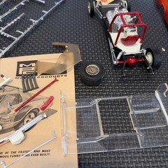 MPC RUPP & STEFFEY STP COUGAR COUNTRY FUNNY CAR Model Kit No. 703-200 1/25 scale