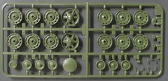 Tamiya 1/35th Scale Russian KV-2 – Parts Lot Q from Kit No. 35375