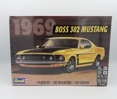 1969 Mustang Boss 302 1:25 Scale Model Kit Revell