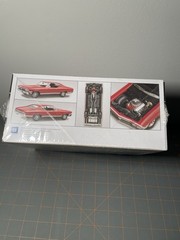REVELL ’68 CHEVY CHEVELLE SS 396 1/25 SCALE MODEL KIT