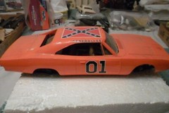 VINTAGE MODEL LOT OF 1 PARTS DUKES OF HAZZARD 12 1/2″ 4 1/2 lot 0 0 0 0 4