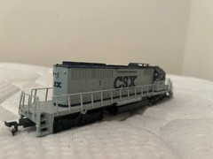 HO Scale Bachmann CSX #8261 Engine