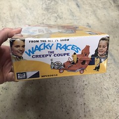 Wacky Races – Creepy Coupe 1:32 Scale Snap Together Model Kit 936 2002 Fast Ship