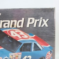 1990 AMT #43 Richard Petty STP Grand Prix 1/25 Scale Model Kit #6728-SEALED BOX