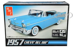 SKILL 2 MODEL KIT 1957 CHEVROLET BEL AIR 1/25 SCALE MODEL BY AMT AMT638 M
