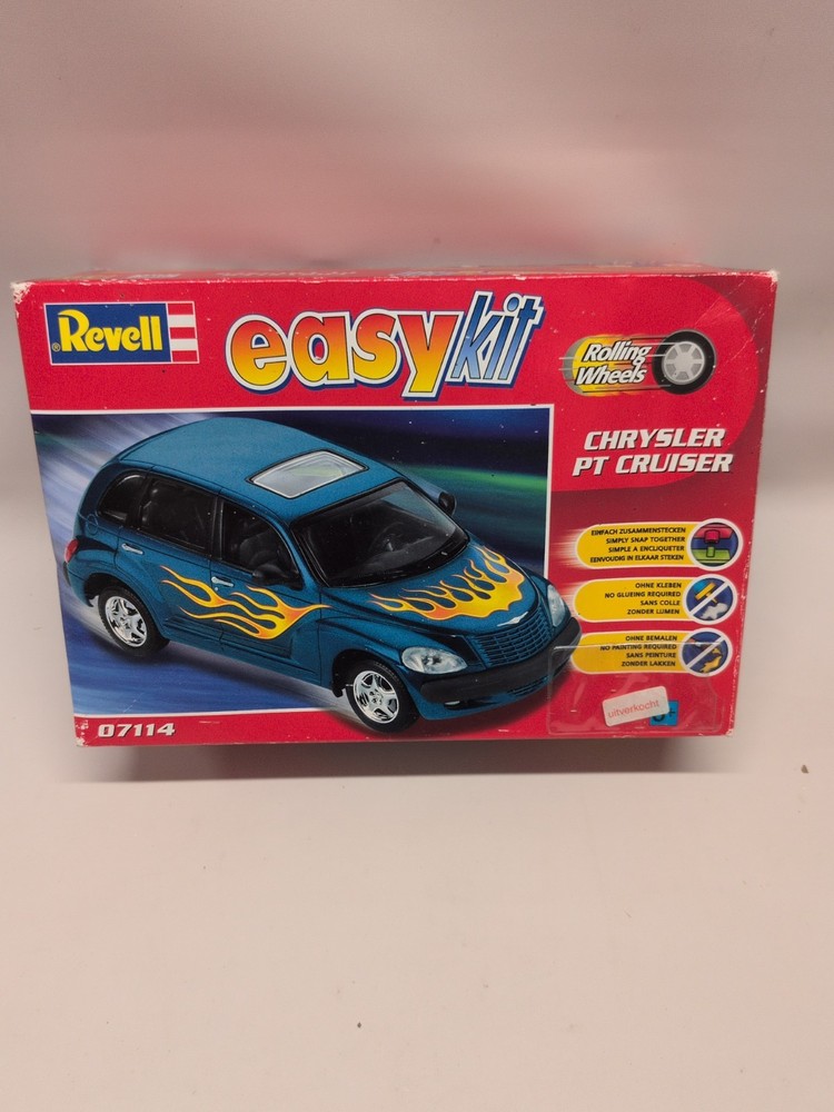 Revell Easy Kit 07114 Chrysler PT Cruiser 1:25 Scale Factory Sealed